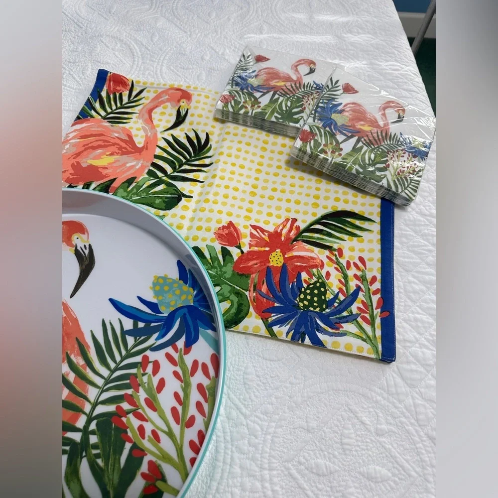 Target Flamingo Entertaining Set – 4 Placemats, 4 Napkins & Acrylic Serving Tray
